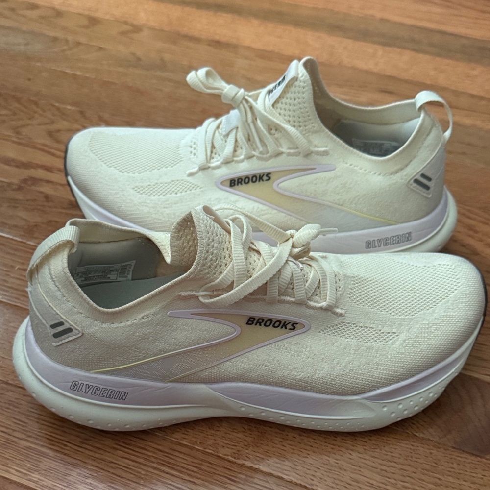 Brooks glycerin 21 stealthfit